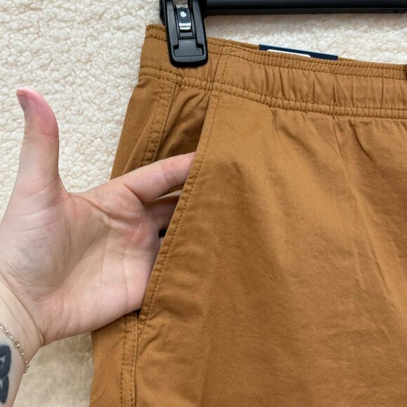 LARGE - GAP - Men’s Pull-On Khaki Shorts with Drawstring NEW - Picture 2 of 11